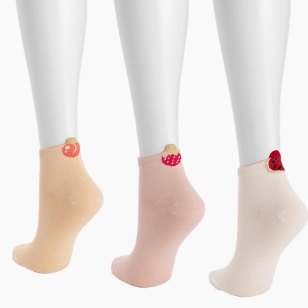 MUK LUKS Show My Socks  Fruit Accent Ankle Socks 6-11